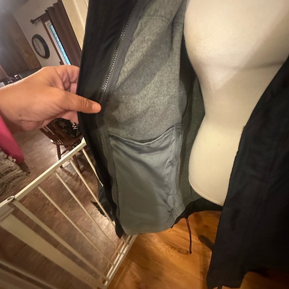 Columbia Men's Black and Gray Jacket XXL - Picture 4 of 10